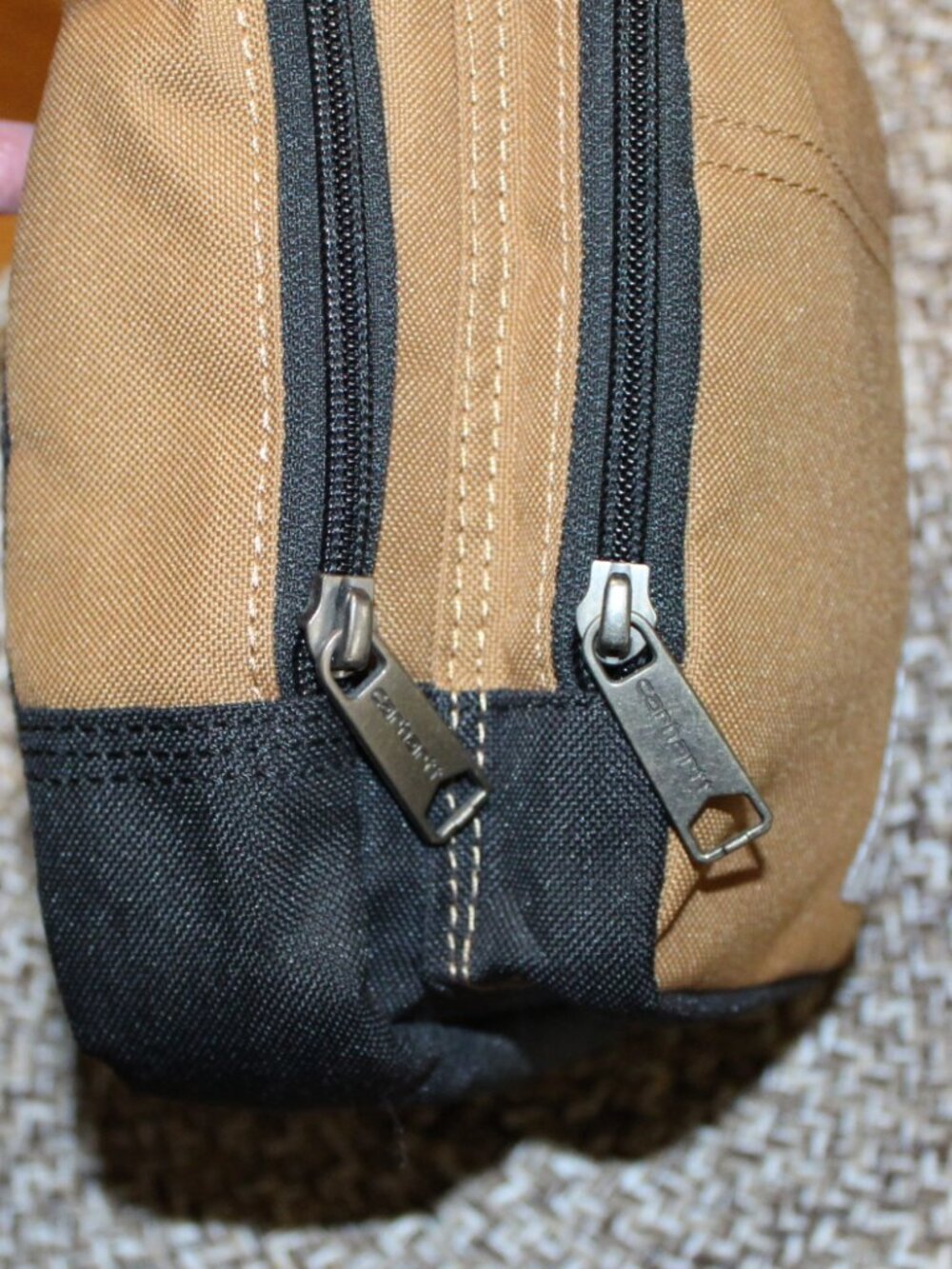NWOT Carhartt Legacy Crossbody Bag SHARP! - Picture 10 of 14